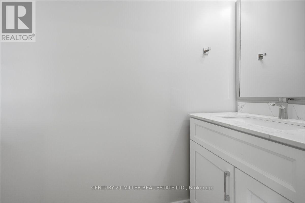 13 - 232 Stonehenge Drive, Hamilton, Ontario  L9K 1R5 - Photo 4 - X13712948