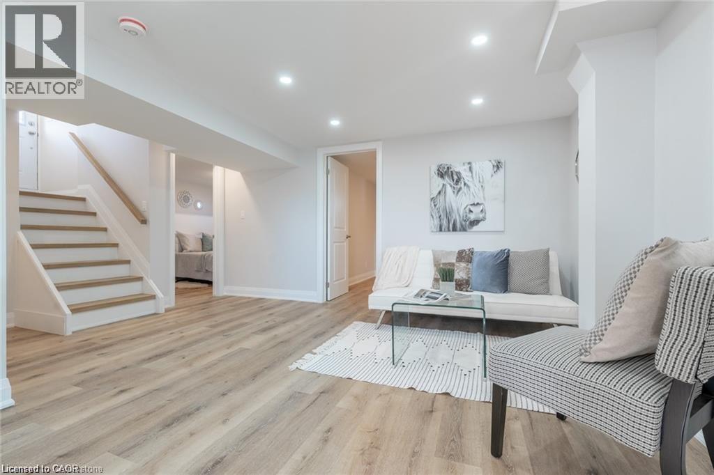 213 Thorner Drive Unit# Lower, Hamilton, Ontario  L8V 2M5 - Photo 4 - 40858167