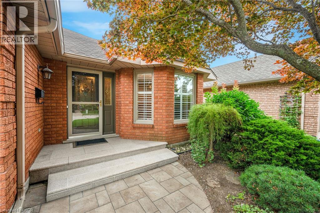 1150 Augustus Drive, Burlington, Ontario  L7S 2K6 - Photo 4 - 40854598