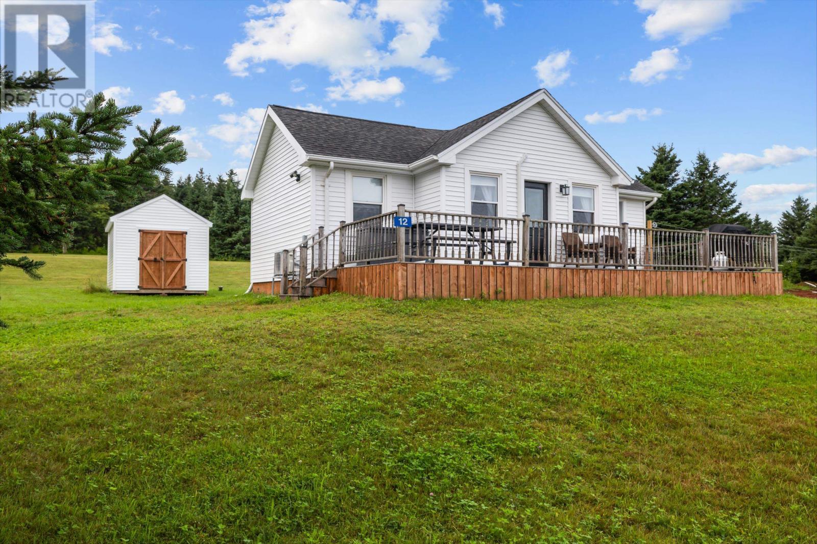 12 King Lane, Souris West, Prince Edward Island C0A 2B0 - Photo 1 - 202621546