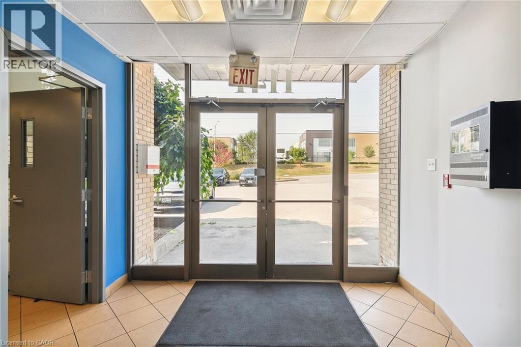 1141 King Road Unit# 1, Burlington, Ontario L7T 0B4 - Photo 4 - 40699556