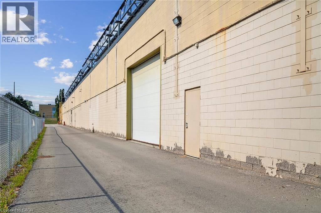 1141 King Road Unit# 1, Burlington, Ontario L7T 0B4 - Photo 47 - 40699556