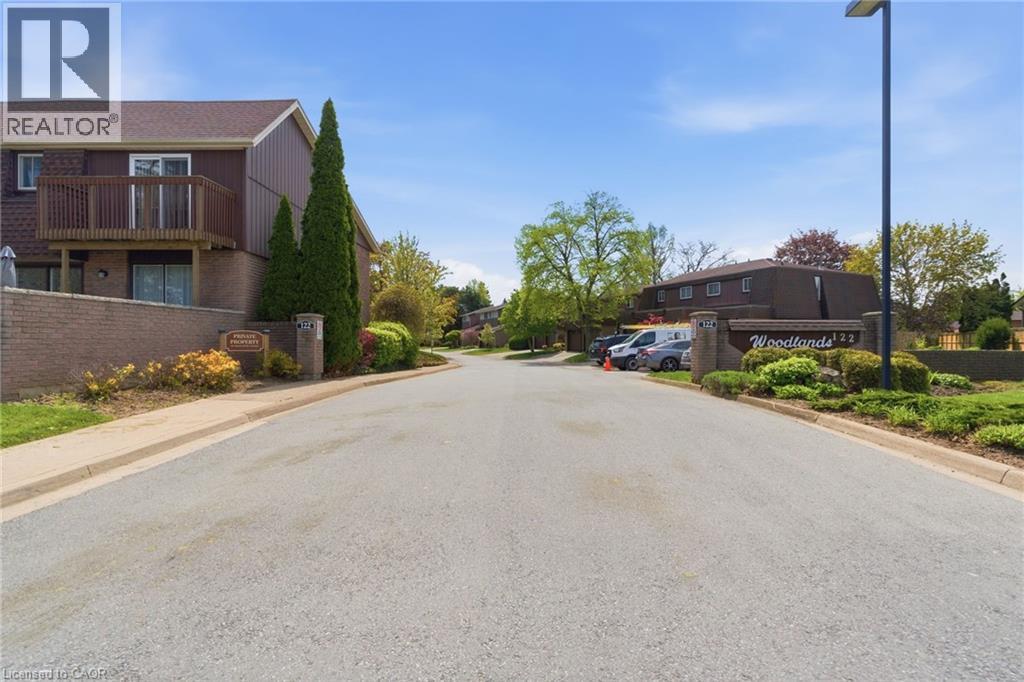 122 Lakeshore Road Unit# 46, St. Catharines, Ontario  L2N 6N6 - Photo 2 - 40848776