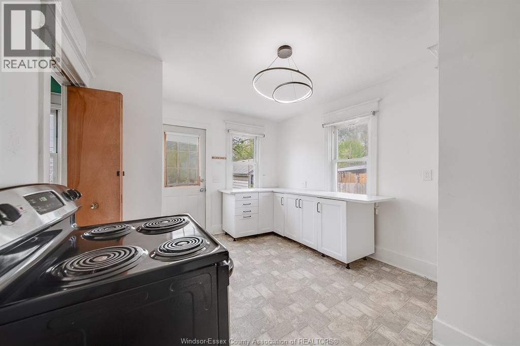 3574 Bloomfield Rd., Windsor, Ontario  N9C 1R7 - Photo 13 - 26020785