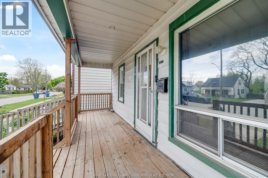3574 Bloomfield Rd., Windsor, Ontario  N9C 1R7 - Photo 2 - 26020785