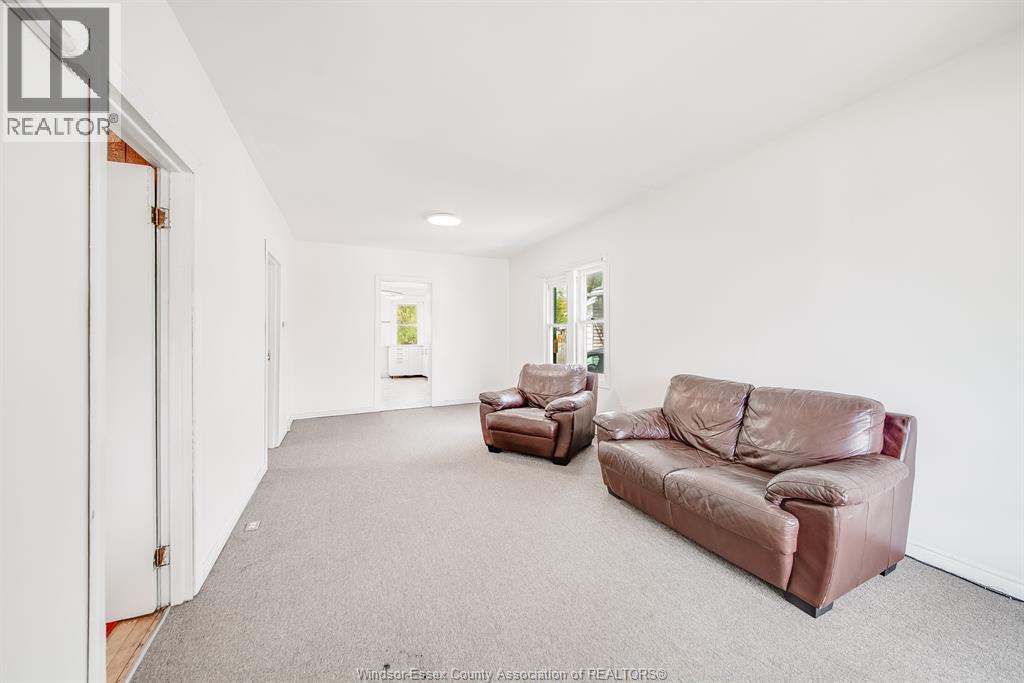 3574 Bloomfield Rd., Windsor, Ontario  N9C 1R7 - Photo 7 - 26020785