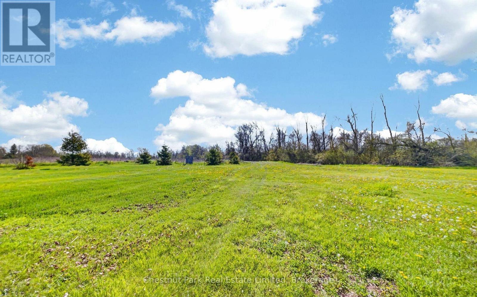 1092 Huycks Point Road, Prince Edward County, Ontario  K0K 3L0 - Photo 8 - X13713016