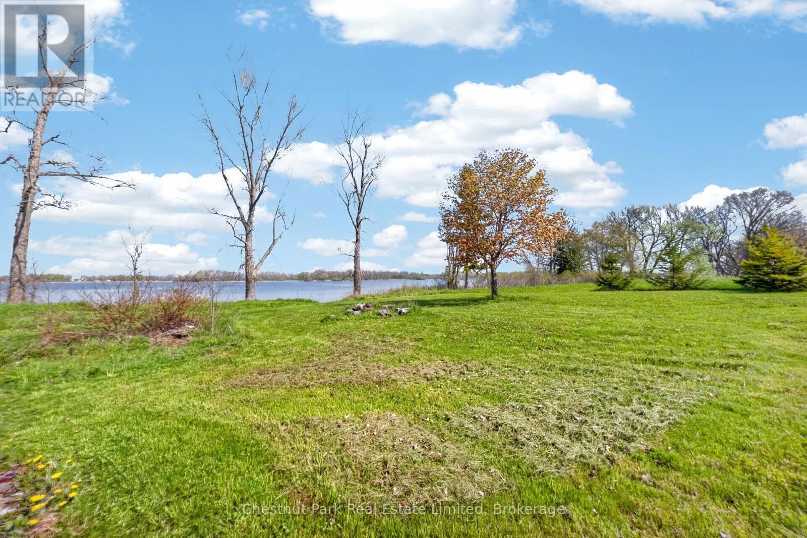 1092 Huycks Point Road, Prince Edward County, Ontario  K0A 3L0 - Photo 7 - X13713022