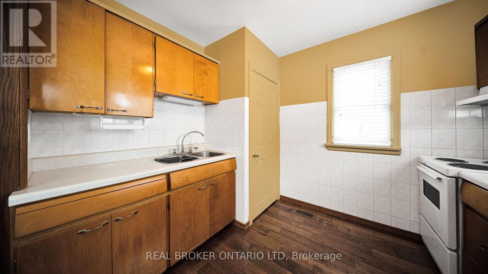 74 Sterling Street, London East, Ontario  N5Y 1Y7 - Photo 11 - X13713120