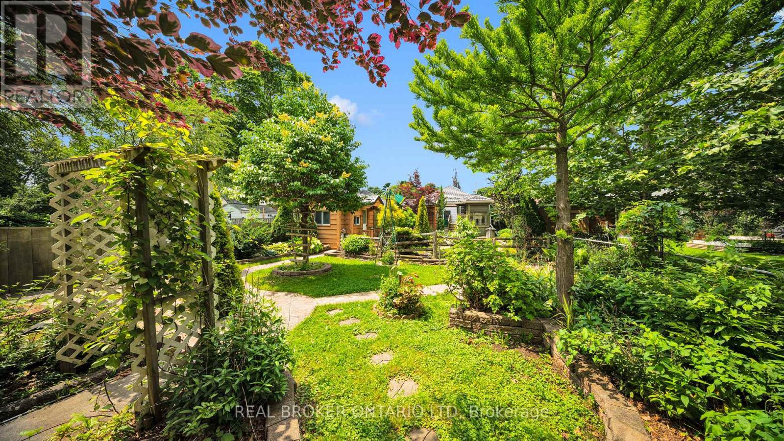 74 Sterling Street, London East, Ontario  N5Y 1Y7 - Photo 40 - X13713120