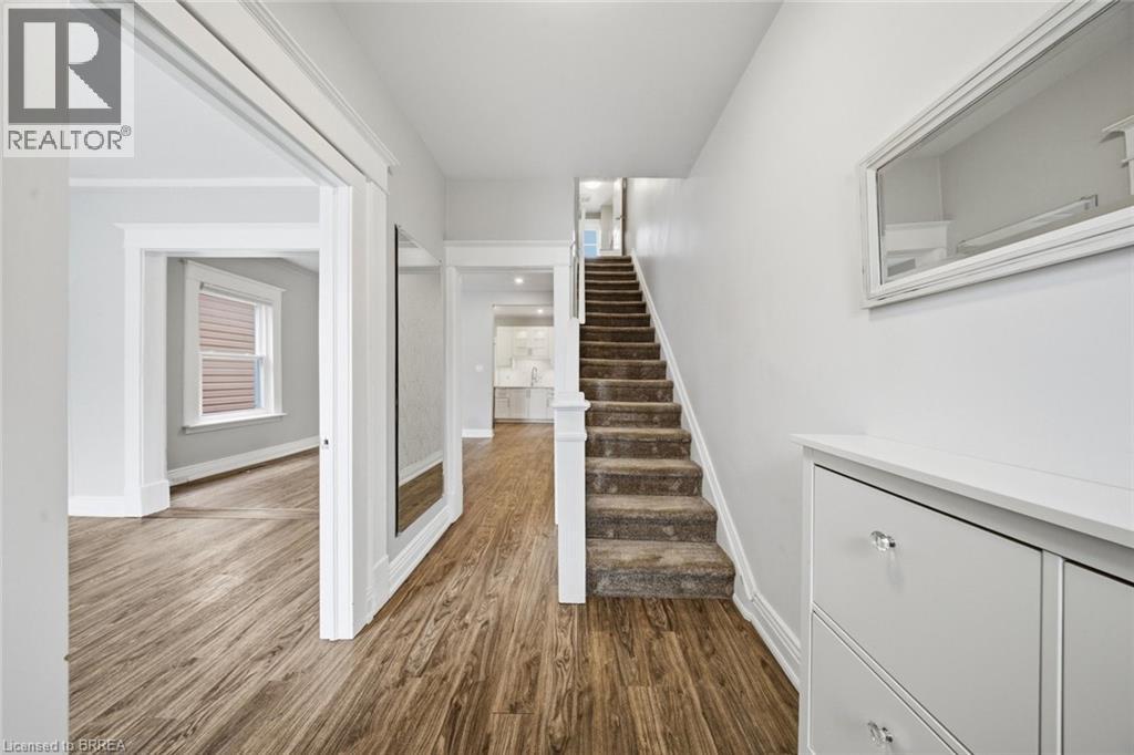 76 Grey Street, Brantford, Ontario  N3T 2T5 - Photo 16 - 40846358