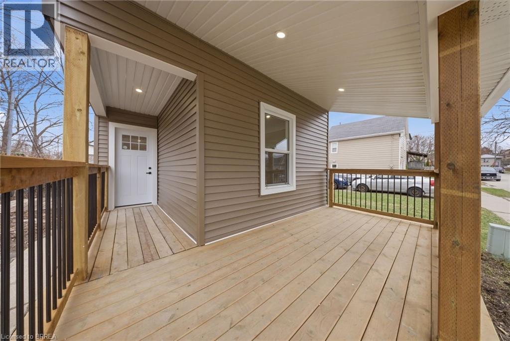 17 Able Avenue, Brantford, Ontario  N3S 2Y4 - Photo 2 - 40857892