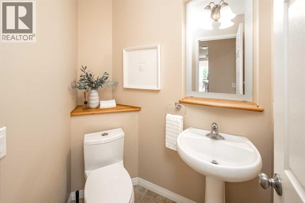 66 Royal Oak Grove NW, Calgary, Alberta  T3G 5P3 - Photo 23 - A2339554