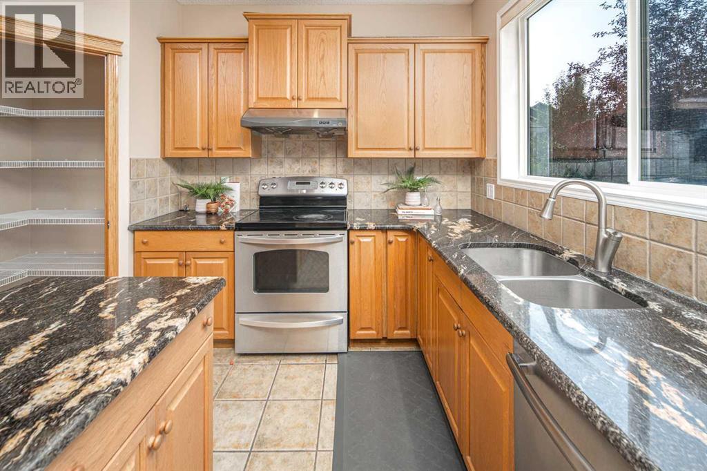 66 Royal Oak Grove NW, Calgary, Alberta  T3G 5P3 - Photo 18 - A2339554
