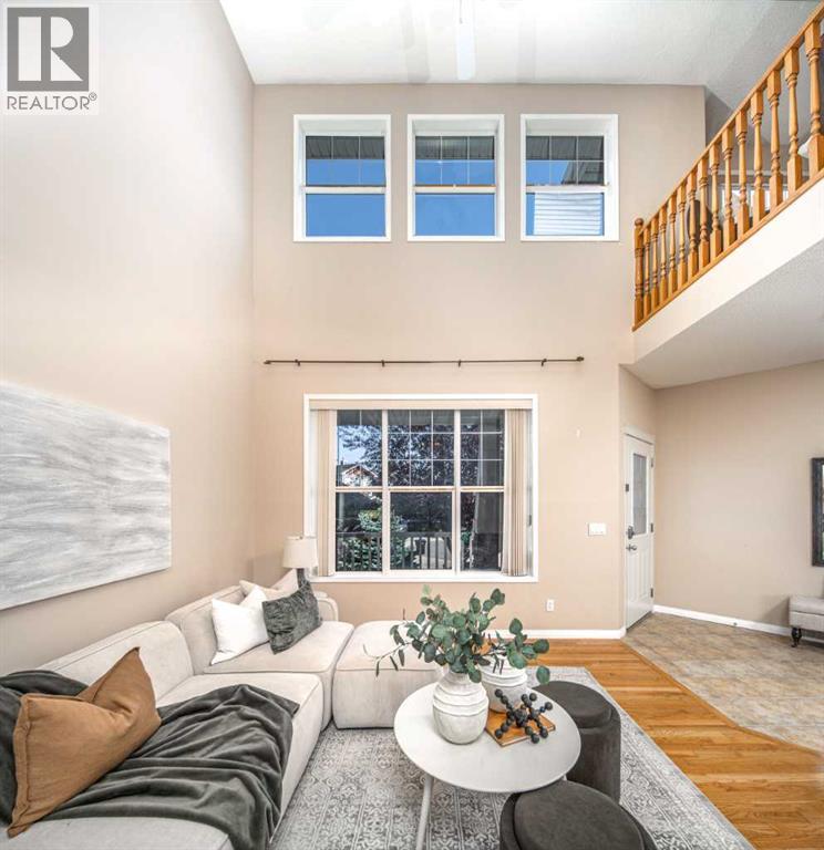 66 Royal Oak Grove NW, Calgary, Alberta  T3G 5P3 - Photo 7 - A2339554