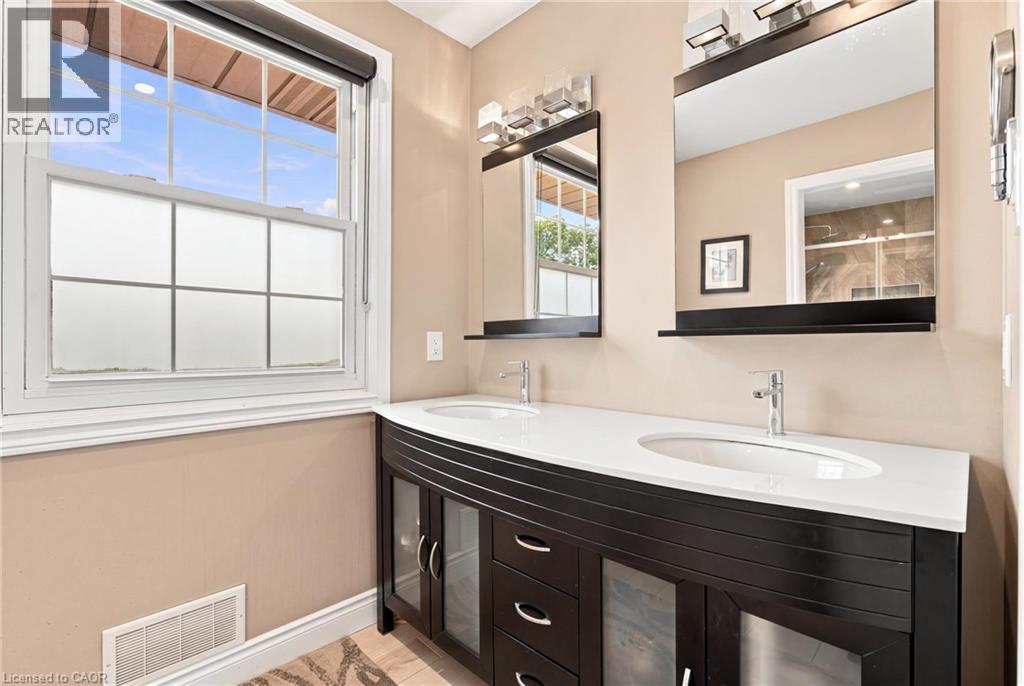 7 Apex Court, Stoney Creek, Ontario  L8J 1J2 - Photo 23 - 40847337