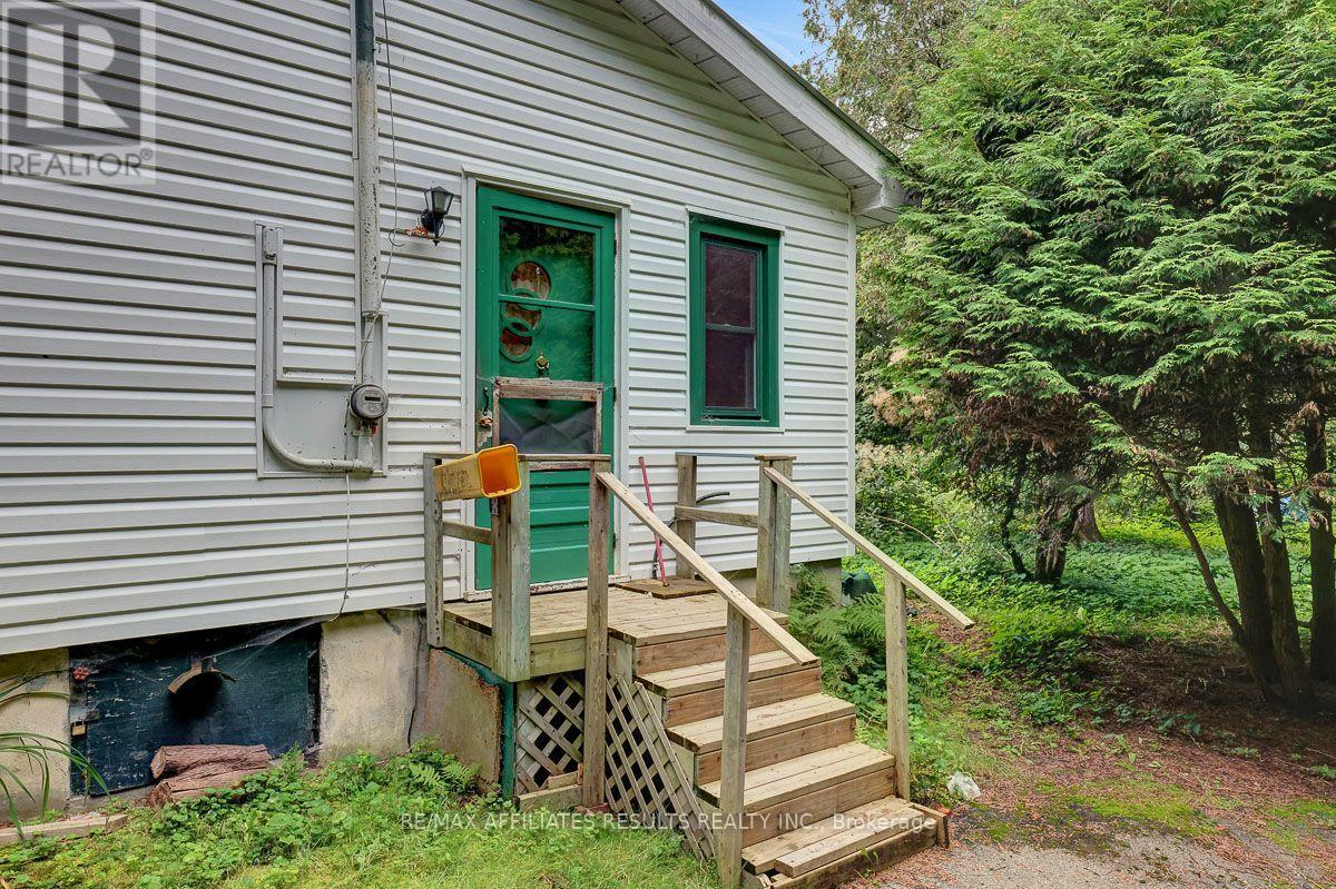 3326 Leroy Street, Ottawa, Ontario  K0A 2W0 - Photo 2 - X13713052