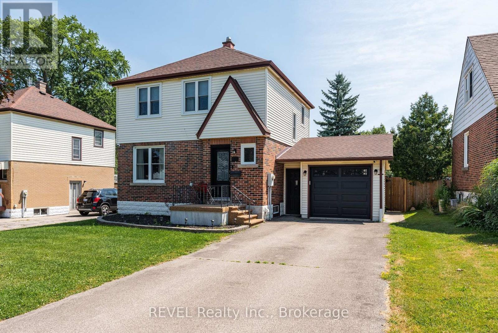 5682 HANAN AVENUE, Niagara Falls, Ontario