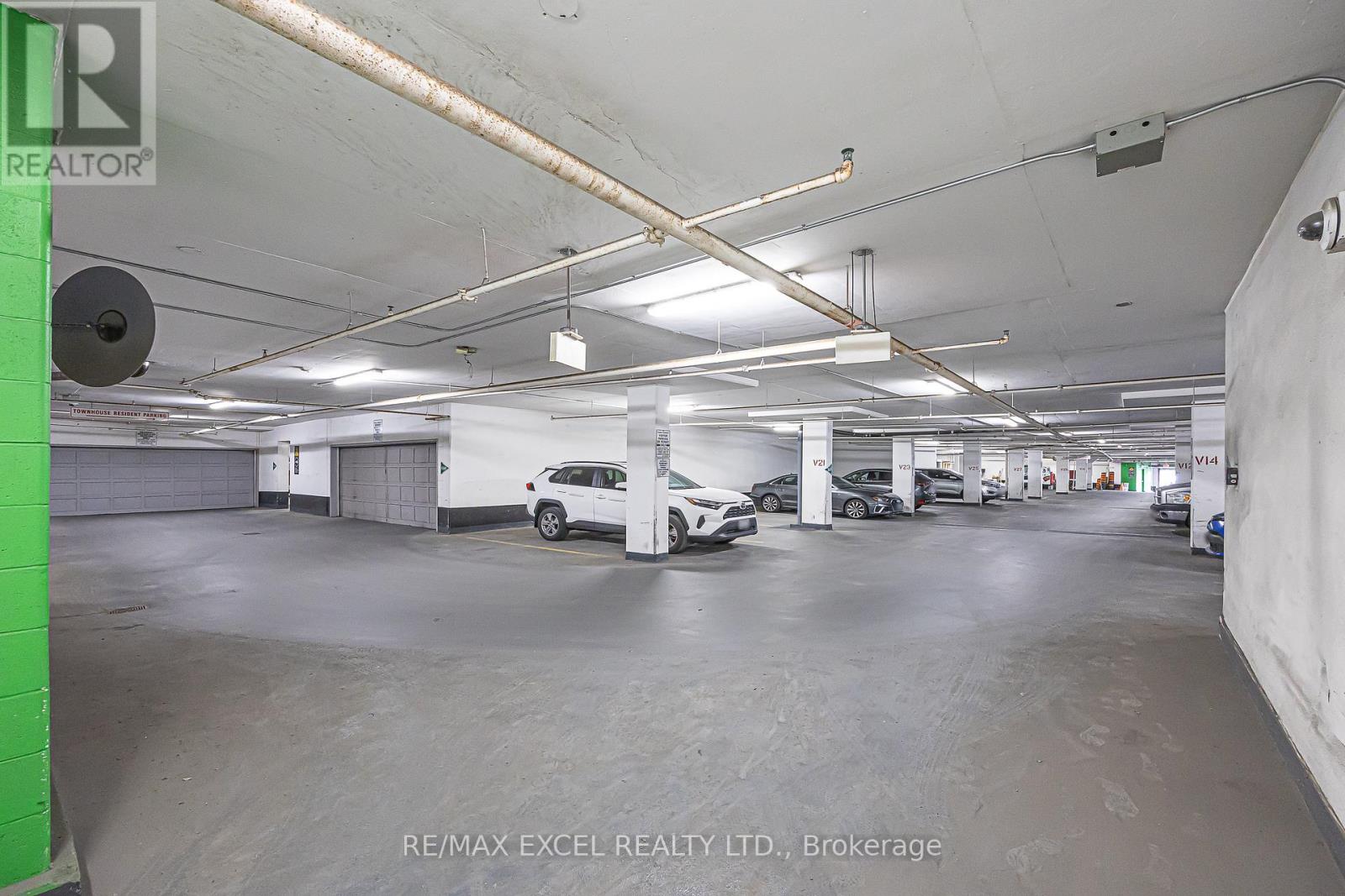 Ph 18 - 25 Greenview Avenue, Toronto, Ontario  M2M 0A5 - Photo 49 - C13713048