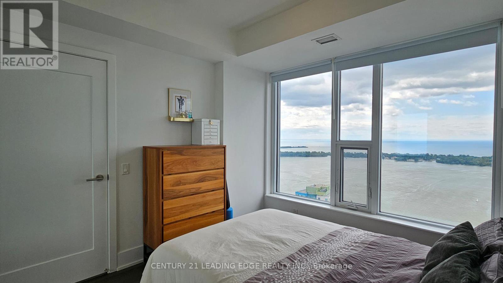 5407 - 10 York Street, Toronto, Ontario  M5J 0E1 - Photo 12 - C13713076