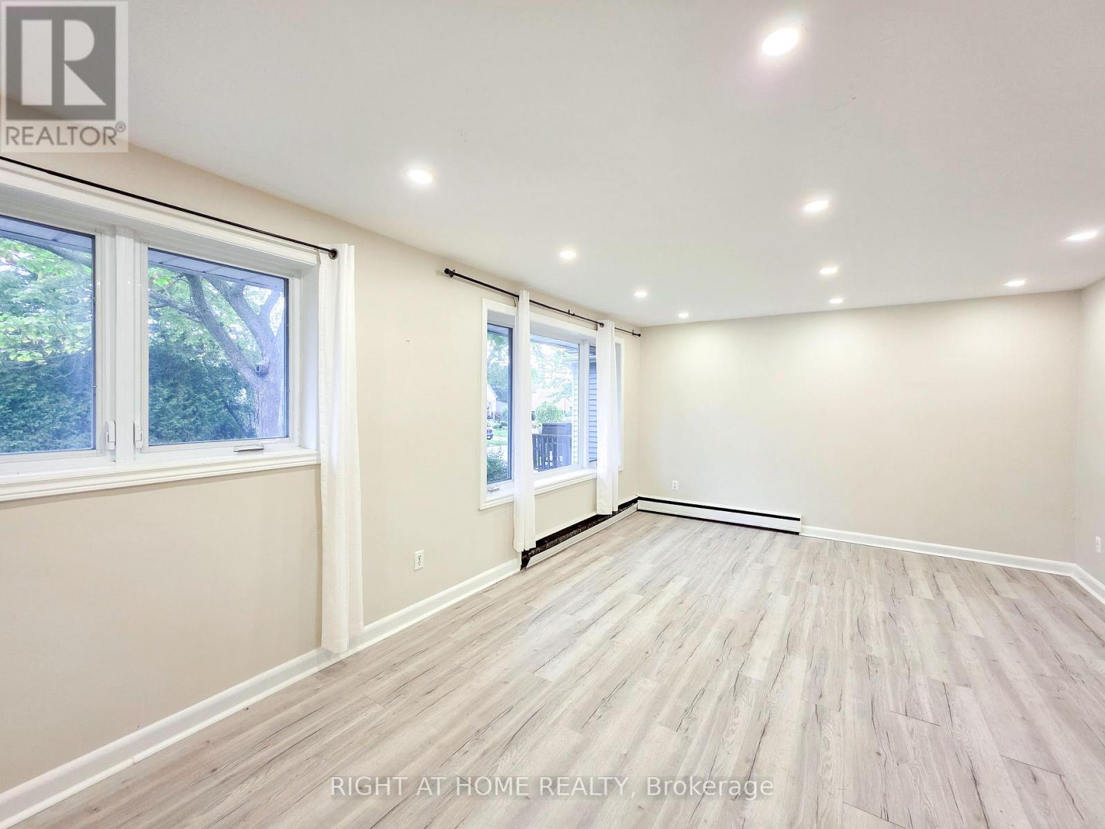 Main - 708 Carnegie Avenue, Oshawa, Ontario L1G 4R6 - Photo 11 - E13712992
