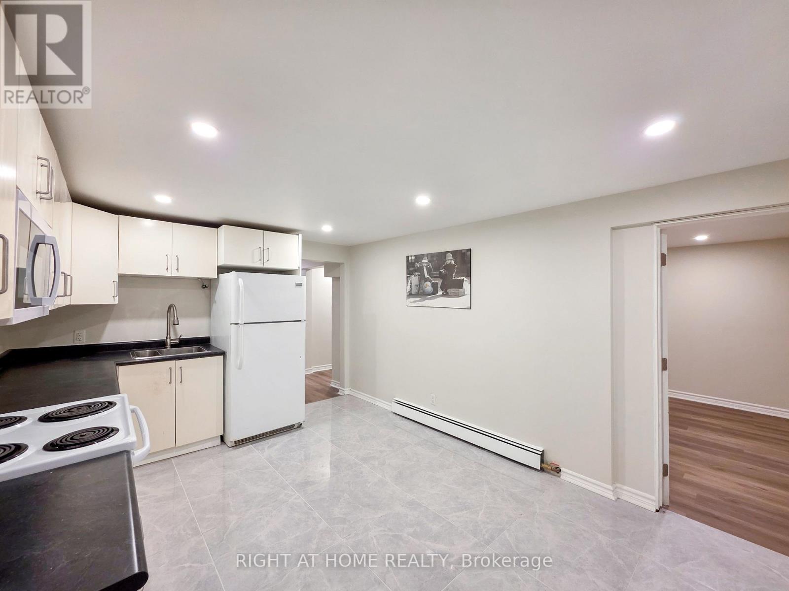 Lower - 708 Carnegie Avenue, Oshawa, Ontario L1G 4R6 - Photo 6 - E13712996