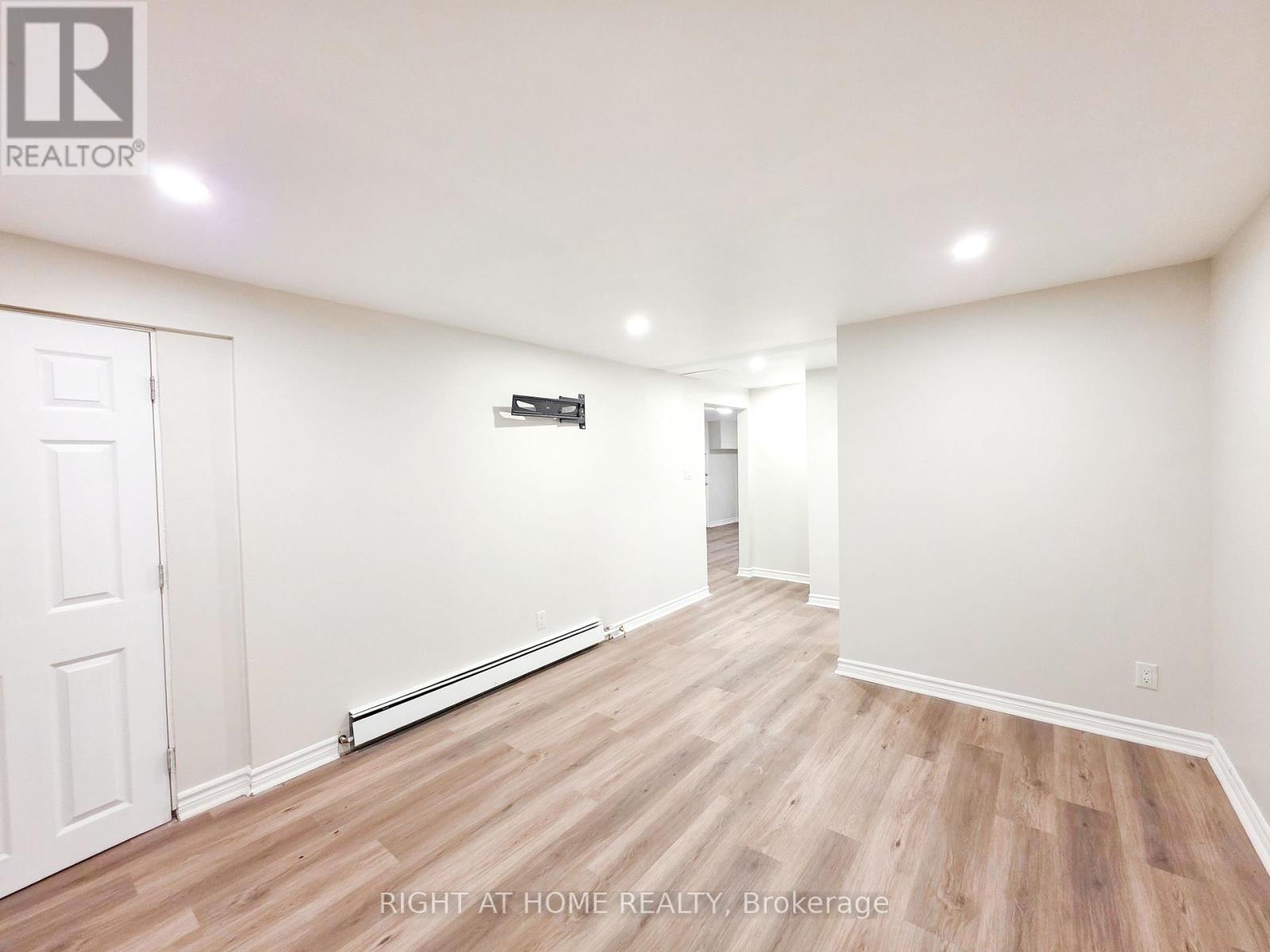 Lower - 708 Carnegie Avenue, Oshawa, Ontario L1G 4R6 - Photo 9 - E13712996