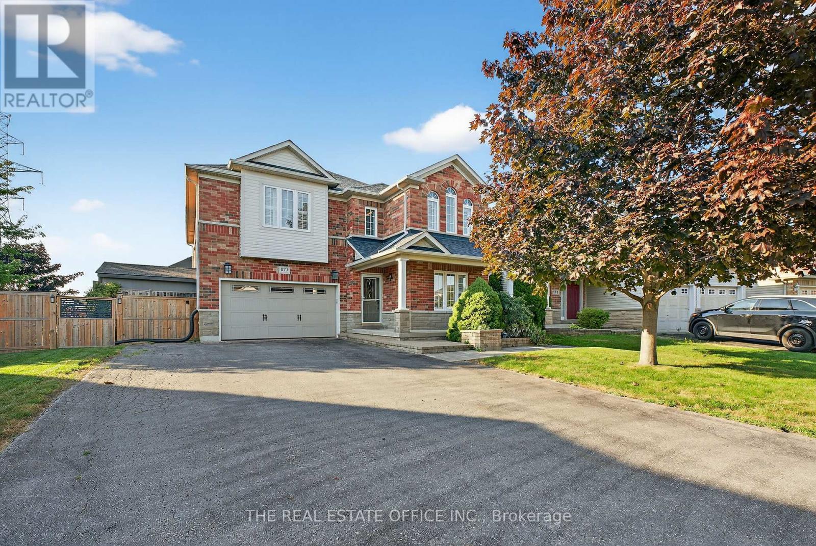 1772 WHITESTONE COURT, Oshawa, Ontario