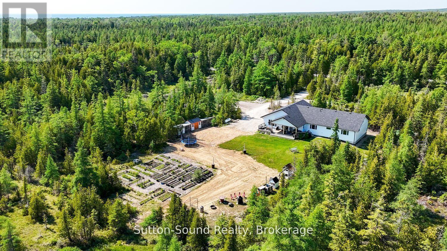 107 Whiskey Harbour Road, Northern Bruce Peninsula, Ontario  N0H 2T0 - Photo 2 - X13713106