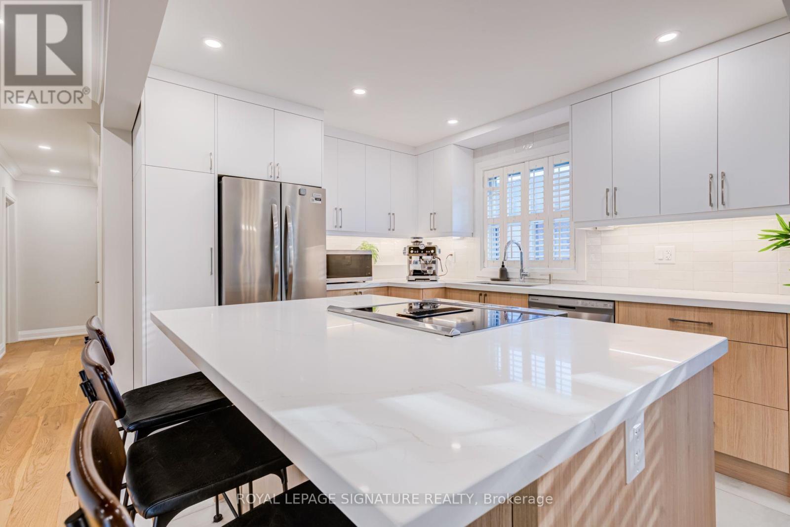 1316 Kipling Avenue, Toronto, Ontario  M9B 3N8 - Photo 10 - W13712998