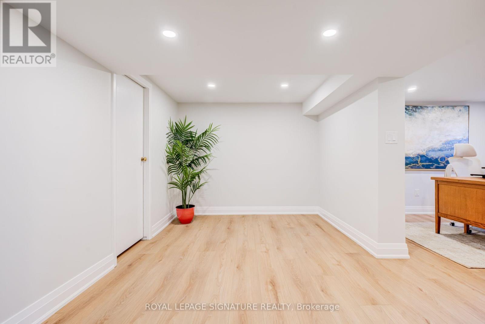 1316 Kipling Avenue, Toronto, Ontario  M9B 3N8 - Photo 26 - W13712998