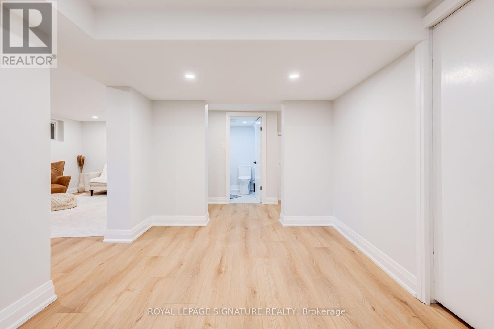 1316 Kipling Avenue, Toronto, Ontario  M9B 3N8 - Photo 27 - W13712998