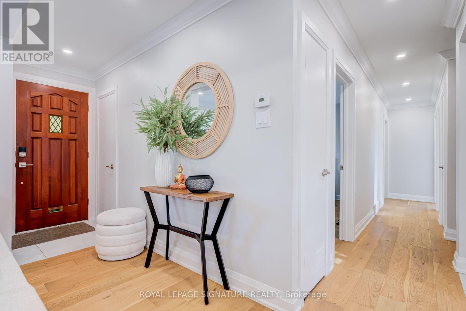 1316 Kipling Avenue, Toronto, Ontario  M9B 3N8 - Photo 3 - W13712998