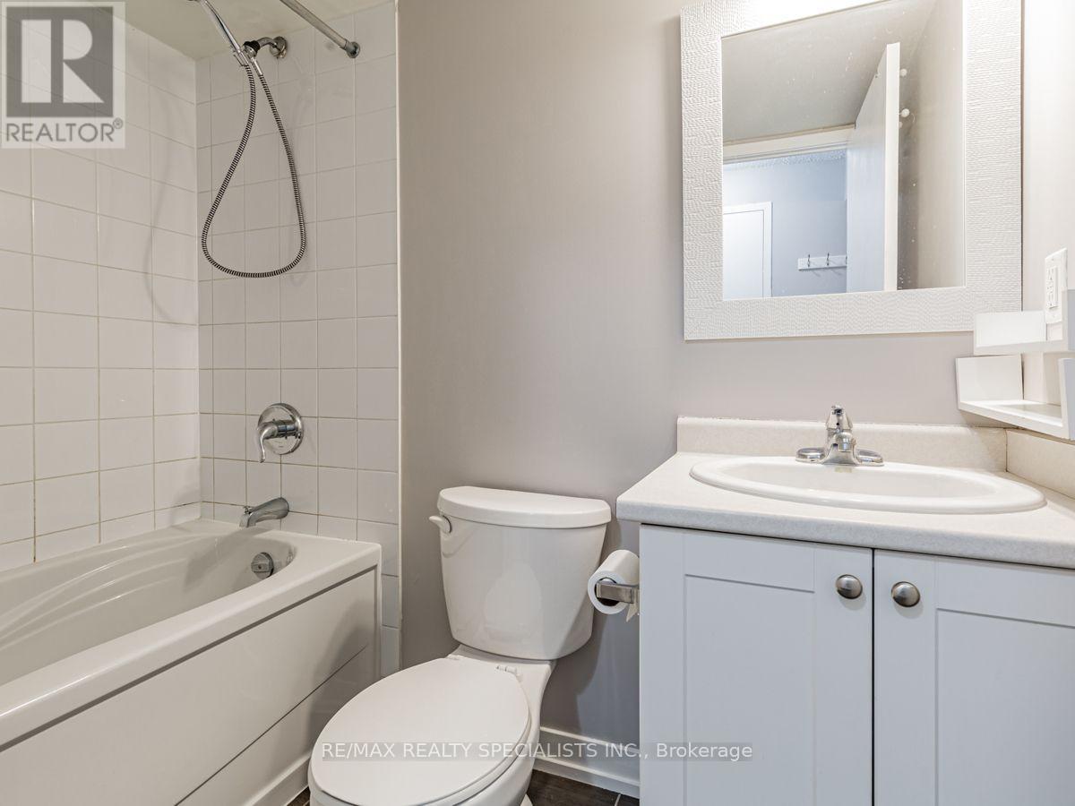 1302 - 816 Lansdowne Avenue, Toronto, Ontario  M6H 4K6 - Photo 19 - W13713004
