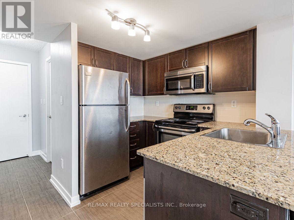 1302 - 816 Lansdowne Avenue, Toronto, Ontario  M6H 4K6 - Photo 4 - W13713004