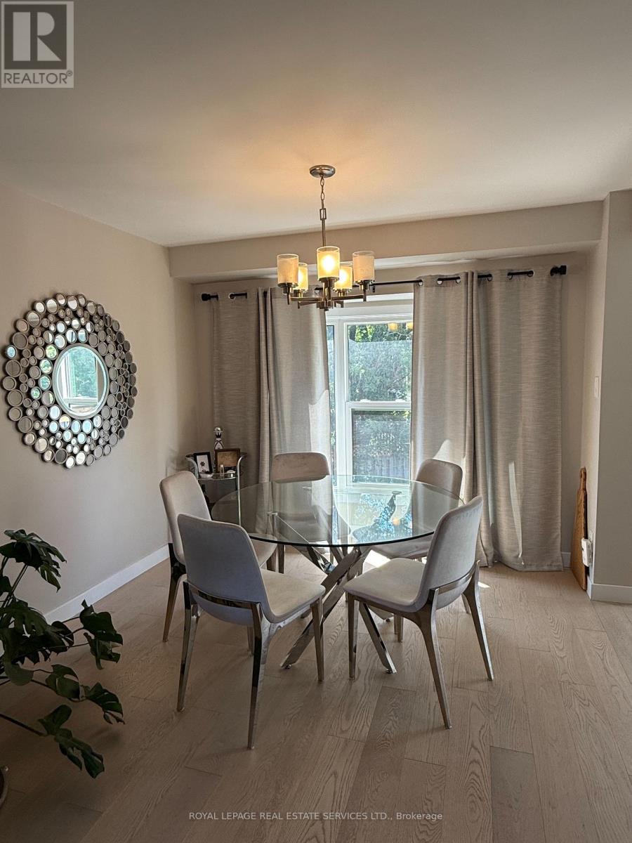 3122 Sandcliffe Court, Burlington, Ontario  L7M 3H1 - Photo 12 - W13713010