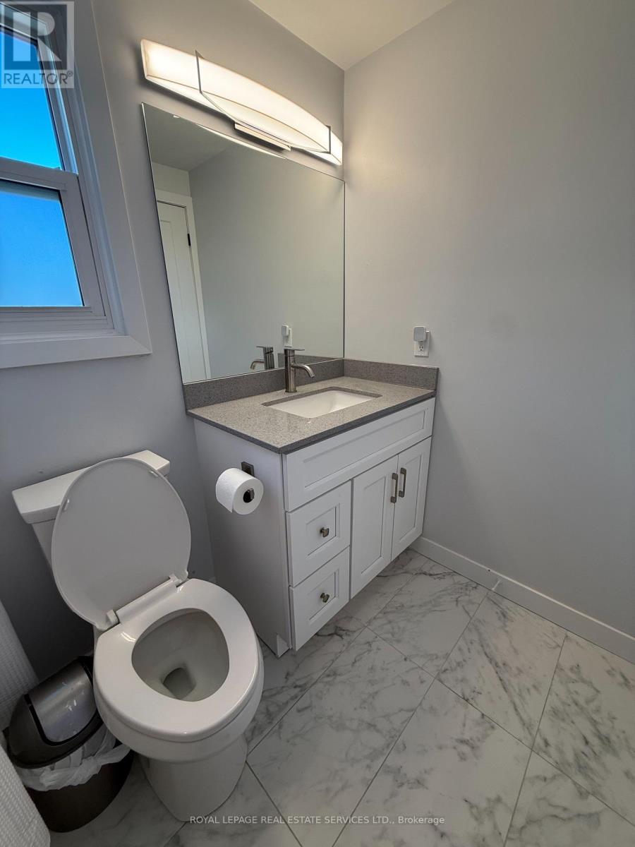 3122 Sandcliffe Court, Burlington, Ontario  L7M 3H1 - Photo 15 - W13713010