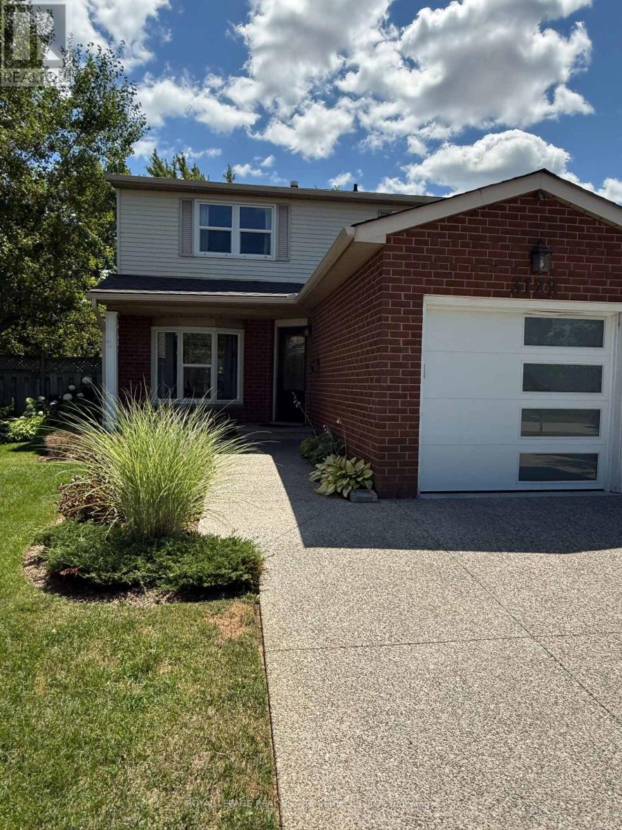 3122 Sandcliffe Court, Burlington, Ontario  L7M 3H1 - Photo 2 - W13713010