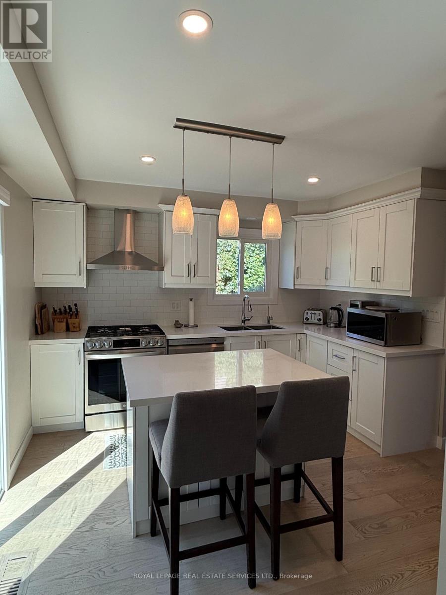 3122 Sandcliffe Court, Burlington, Ontario  L7M 3H1 - Photo 7 - W13713010