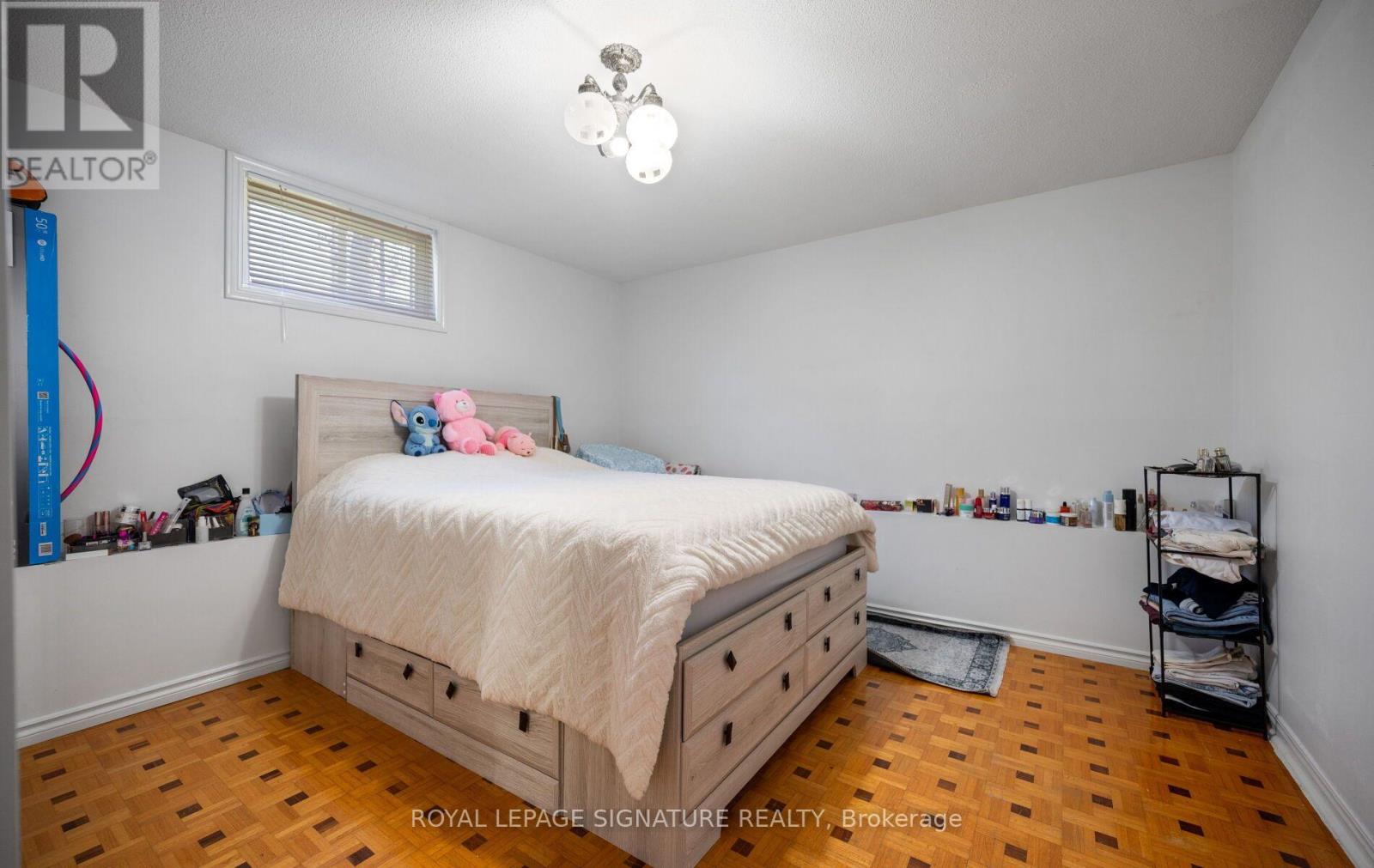2221 Florian Road, Mississauga, Ontario  L5A 3Y9 - Photo 31 - W13713046