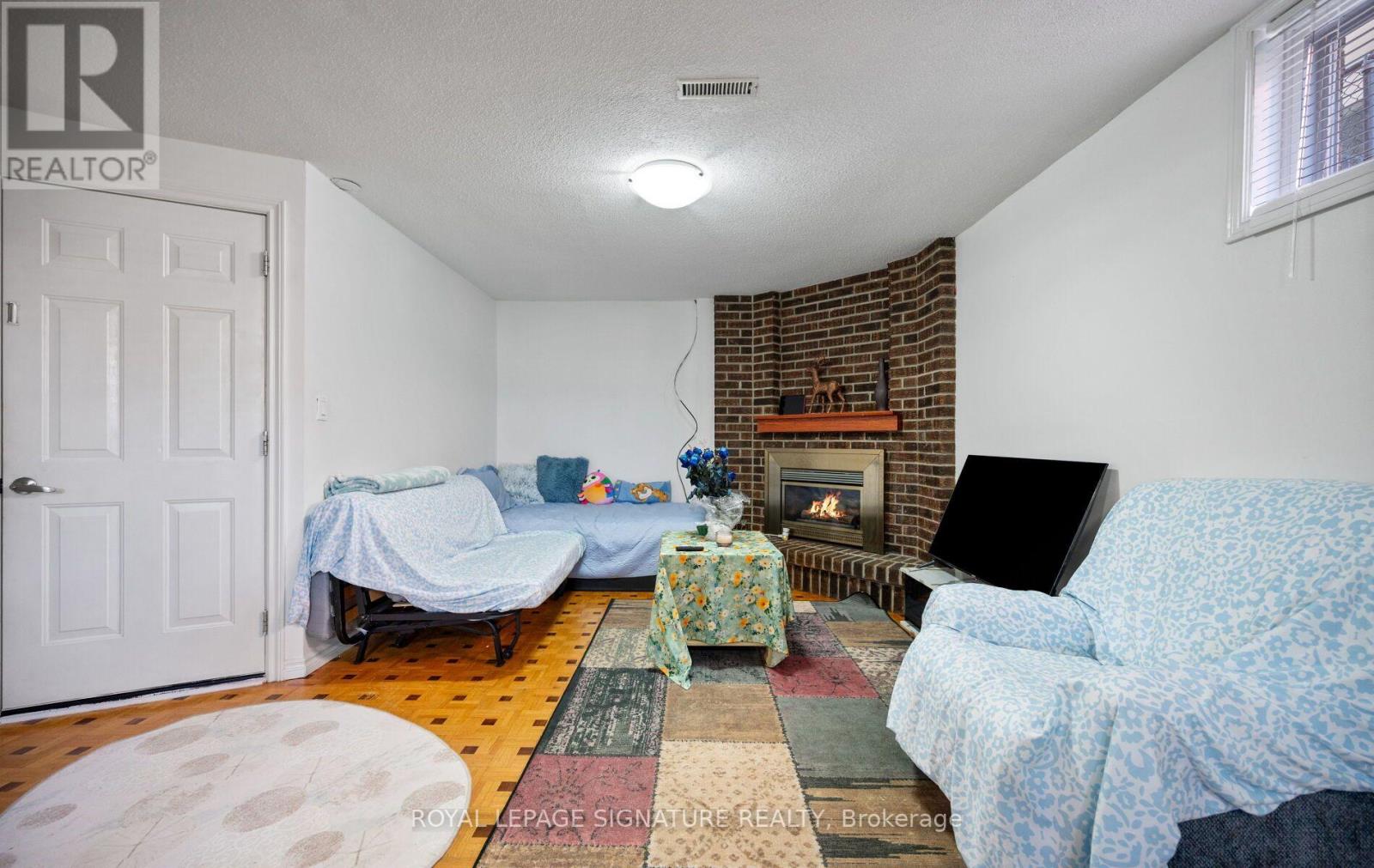 2221 Florian Road, Mississauga, Ontario  L5A 3Y9 - Photo 34 - W13713046