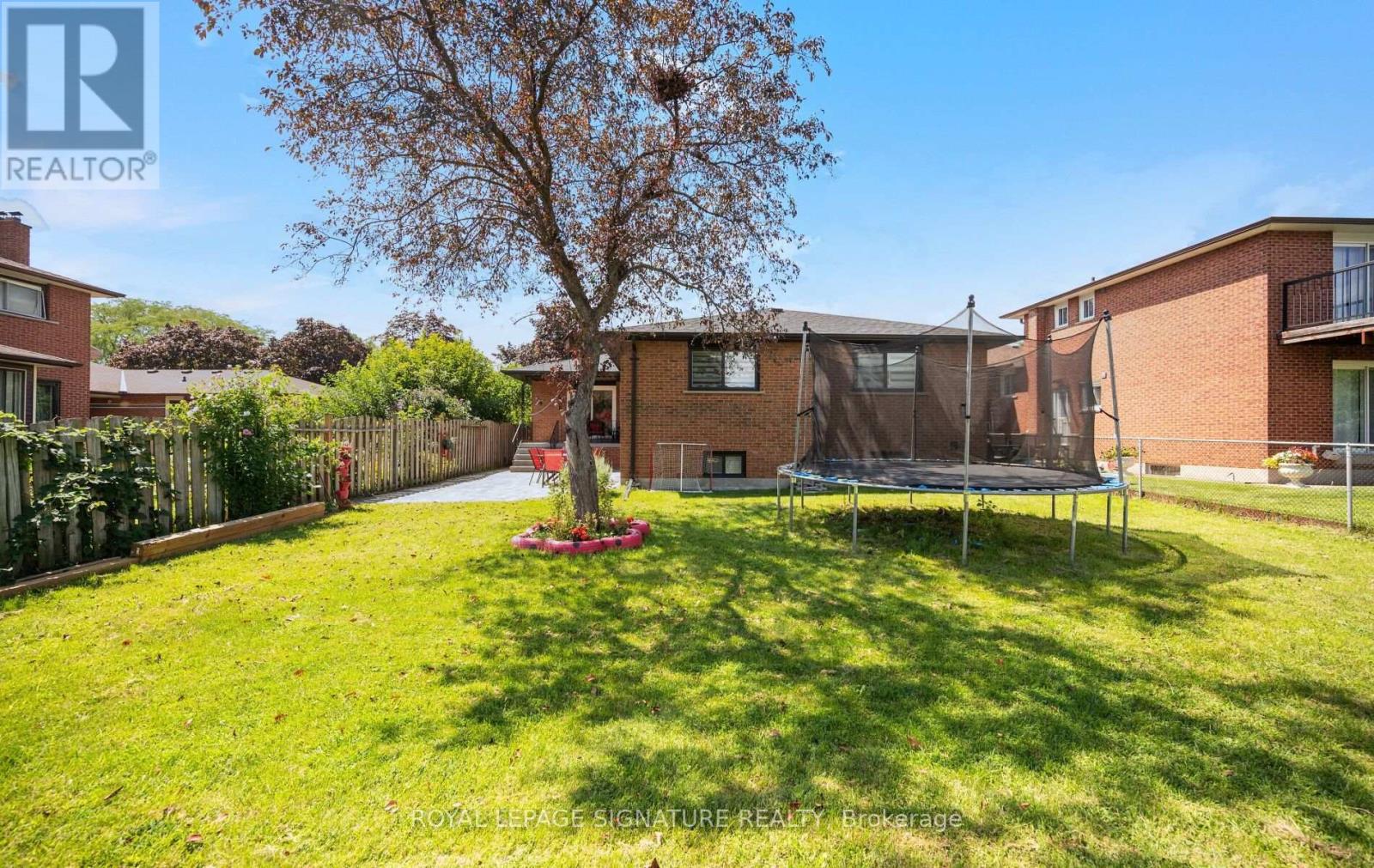 2221 Florian Road, Mississauga, Ontario  L5A 3Y9 - Photo 50 - W13713046