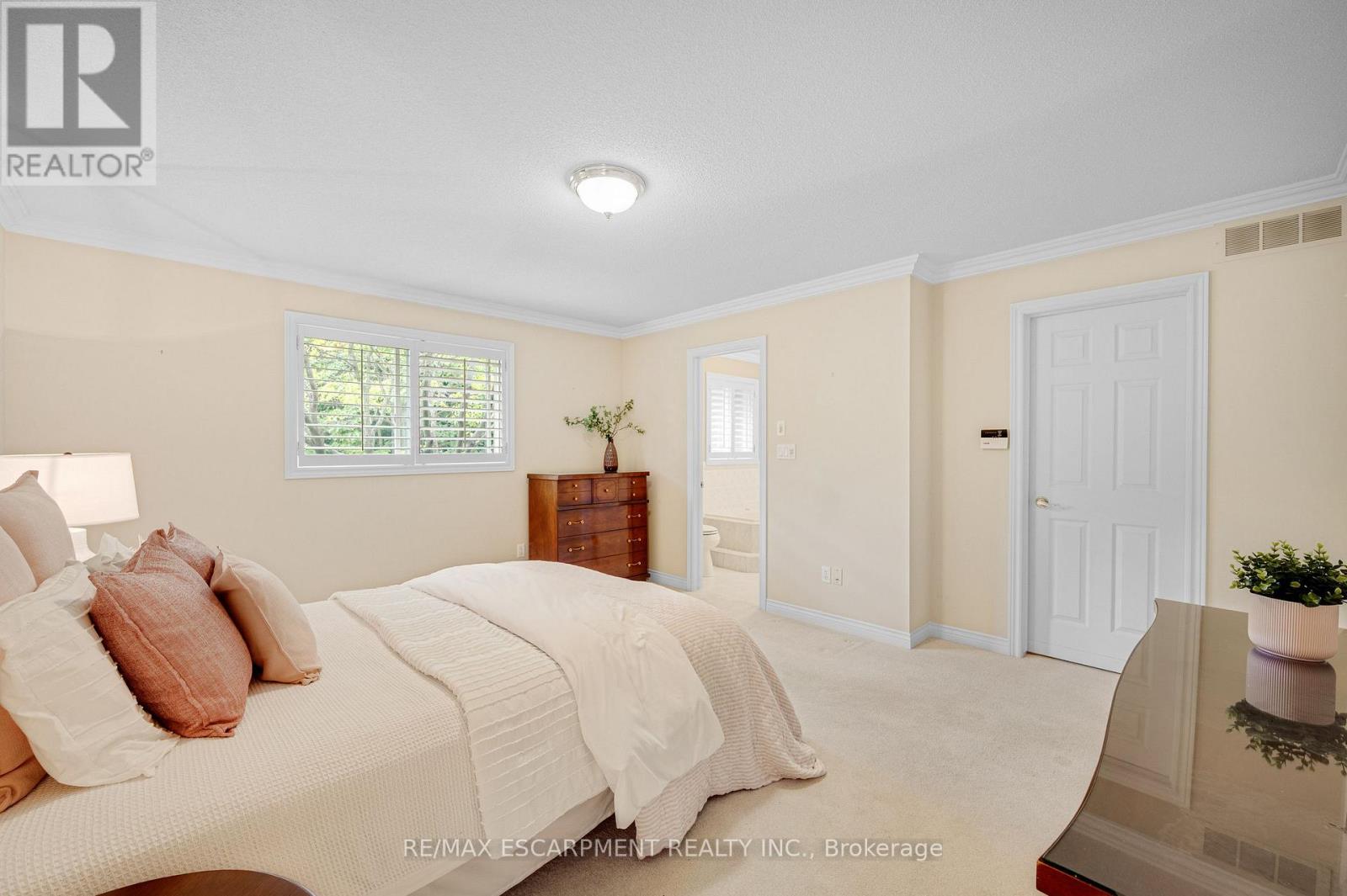 1150 Augustus Drive, Burlington, Ontario  L7S 2K6 - Photo 20 - W13713094