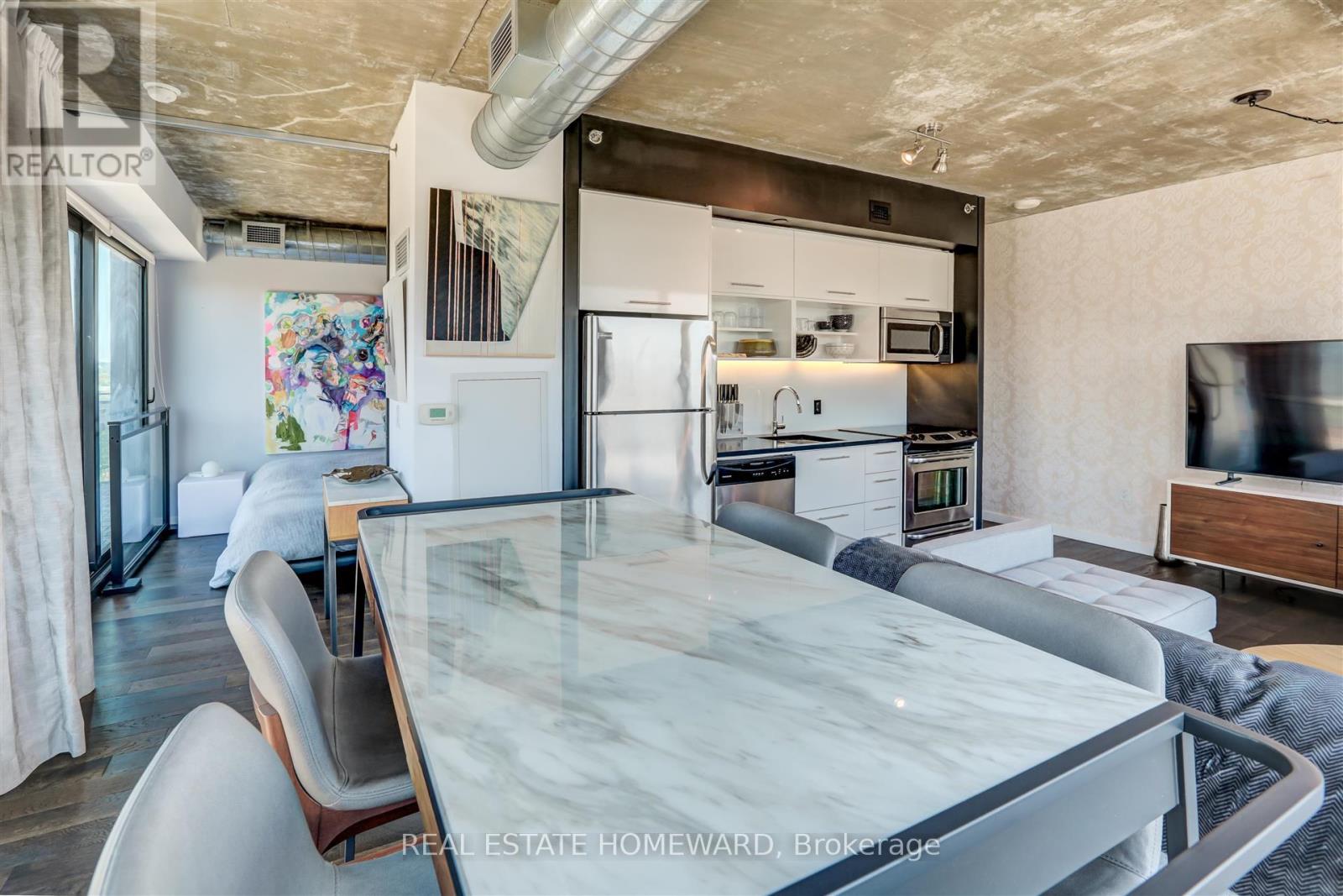 817 - 51 Trolley Crescent, Toronto, Ontario  M5A 0E9 - Photo 11 - C13712104