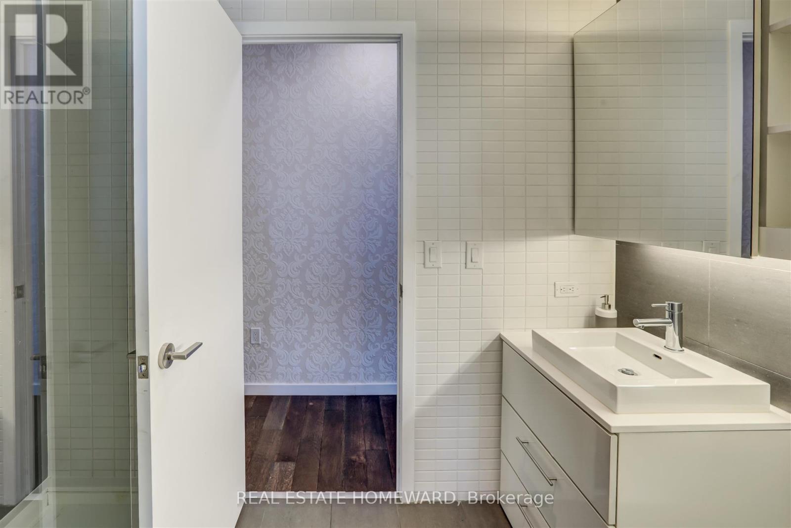 817 - 51 Trolley Crescent, Toronto, Ontario  M5A 0E9 - Photo 23 - C13712104