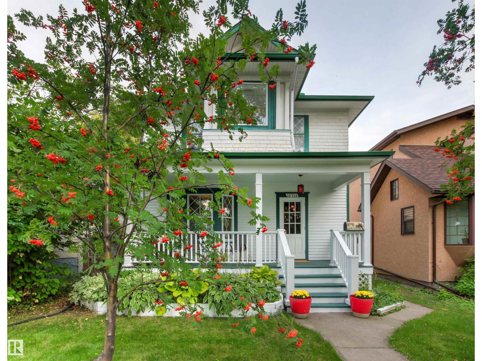 10714 75 AV NW, edmonton, Alberta