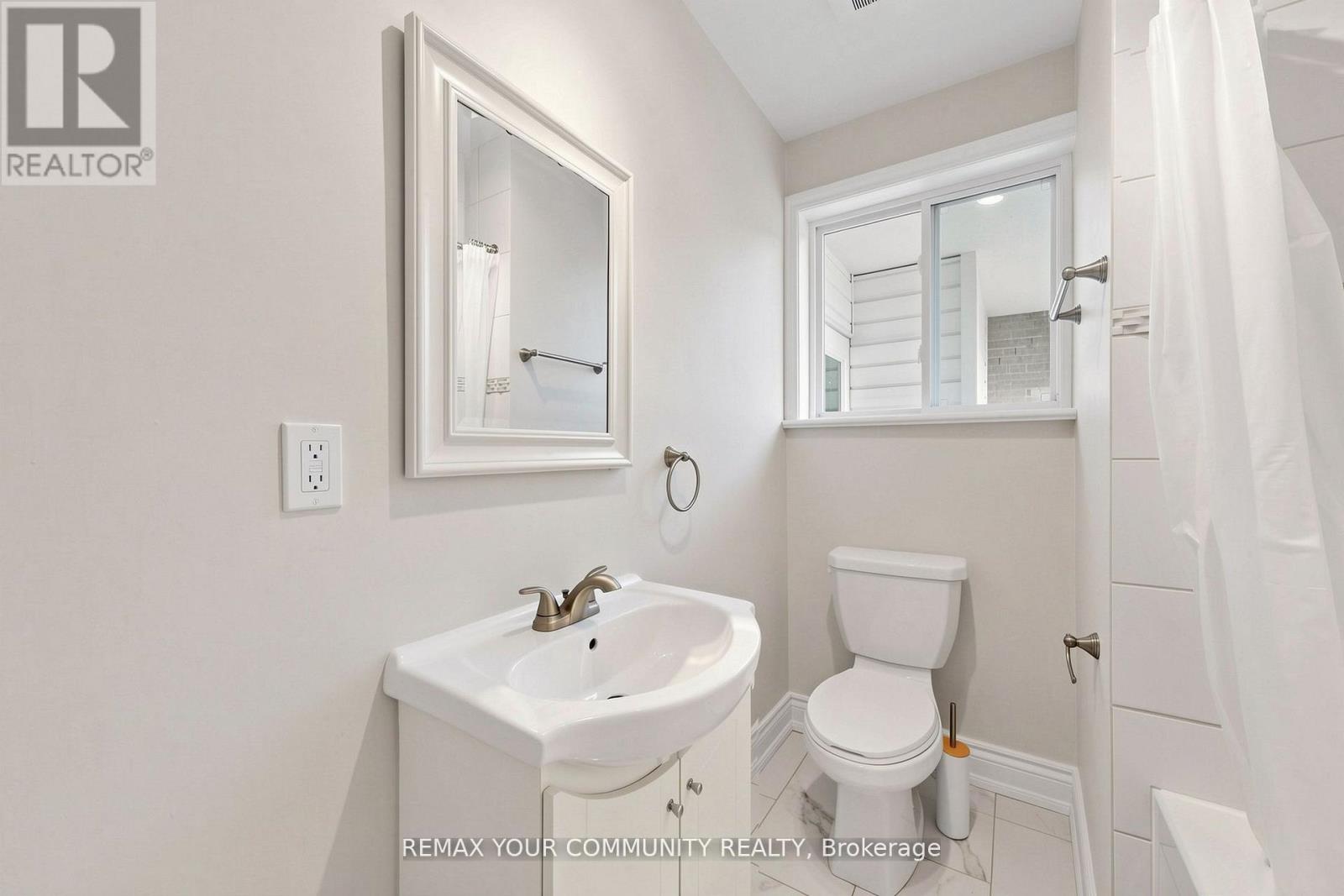 22 Havenridge Drive, Toronto, Ontario  M9P 3M4 - Photo 26 - W13693082