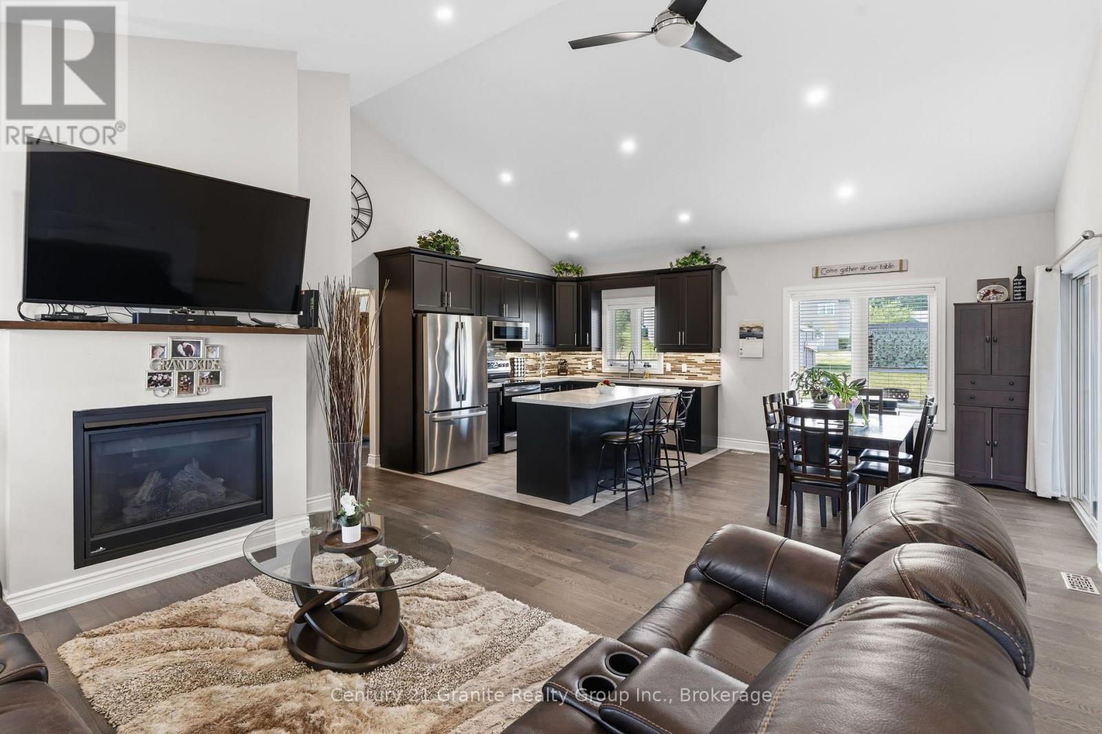 39 Windover Drive, Minden Hills, Ontario  K0M 2K0 - Photo 3 - X13592862