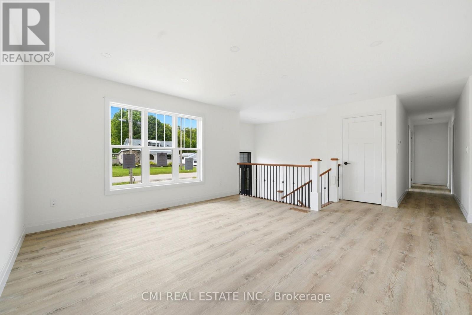 753 Fifth Avenue, Tay, Ontario  L0K 1R0 - Photo 10 - S13558958