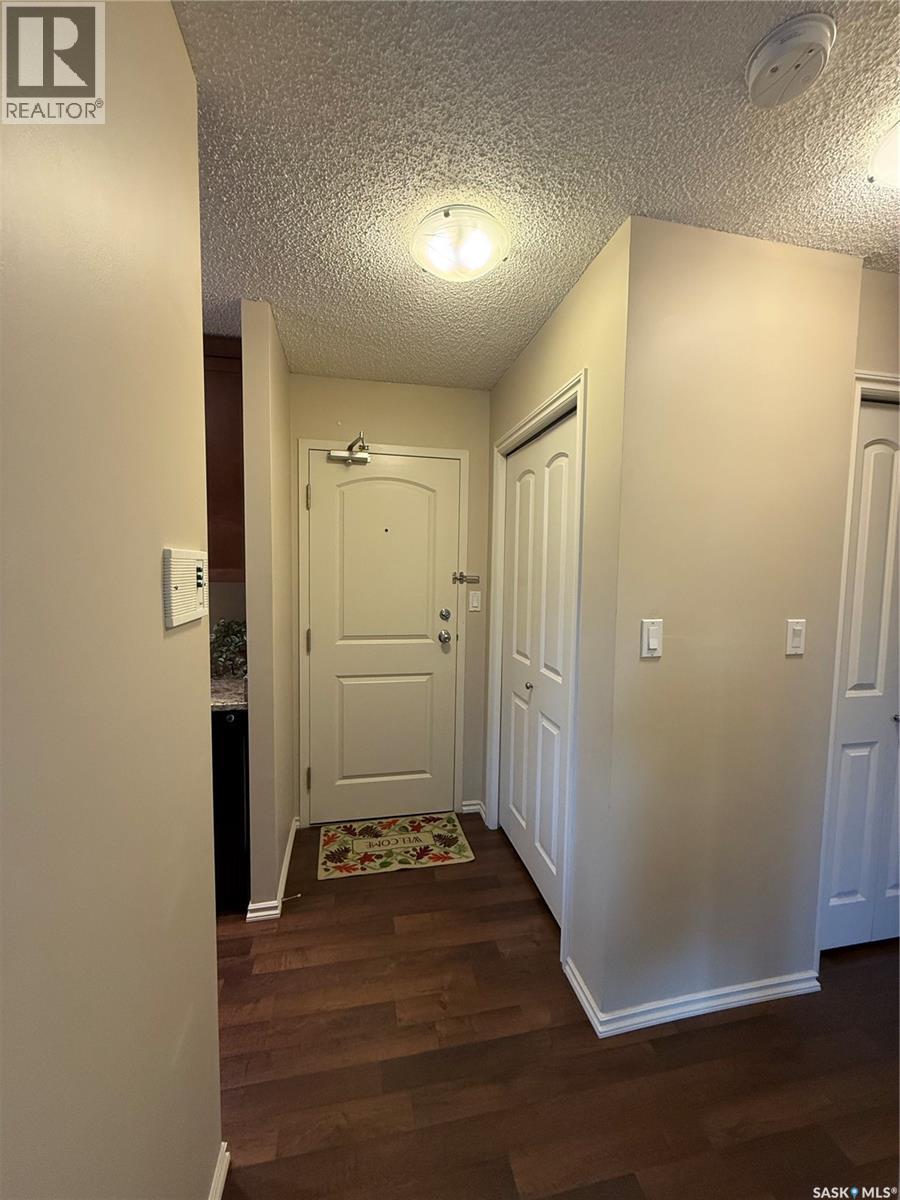 305 258 Pinehouse Place, Lawson, Saskatchewan  S7K 4X1 - Photo 2 - SK046609
